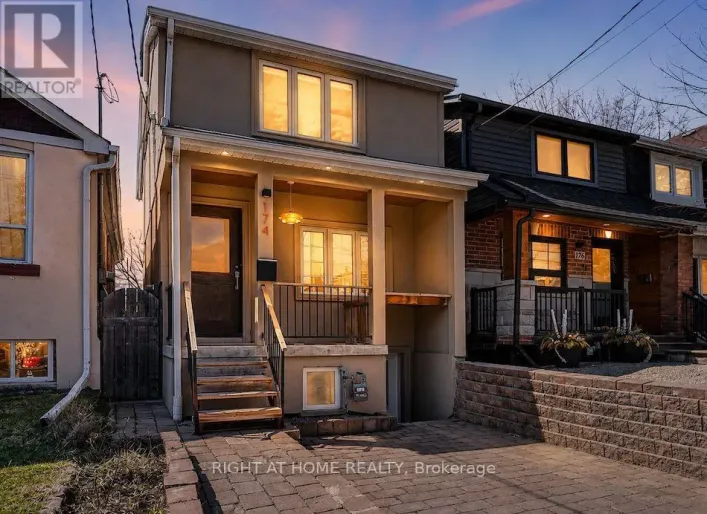 174 ROSETHORN AVENUE, Toronto