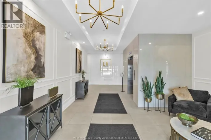 1740-A SPRUCEWOOD Unit# 206, LaSalle