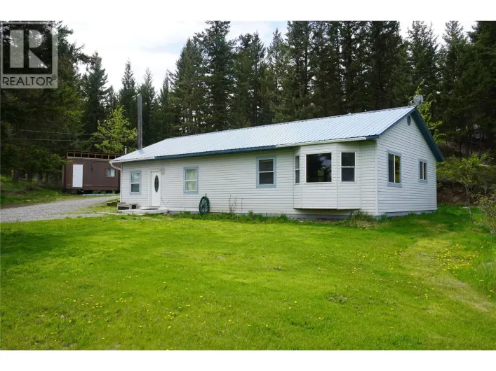 1741 CHASM Road, Clinton