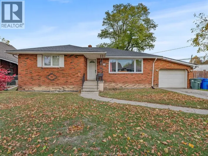 1742 PIERRE, Windsor