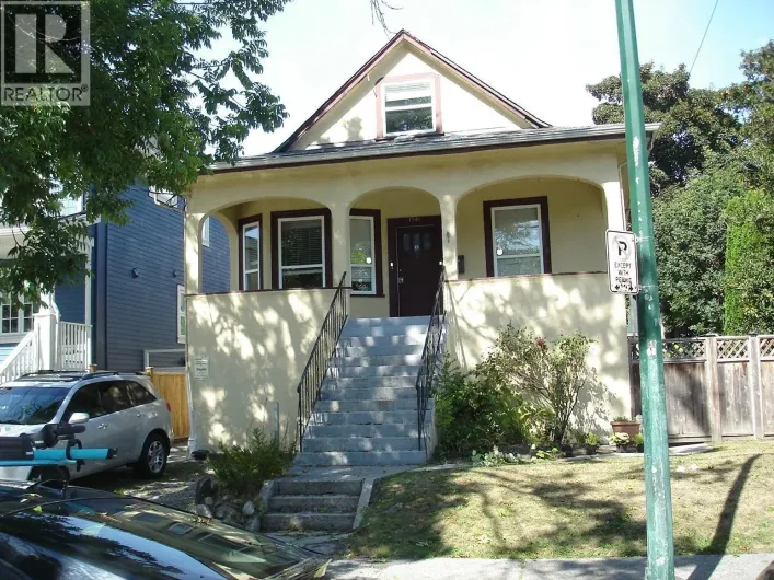 1745 GRAVELEY STREET, Vancouver