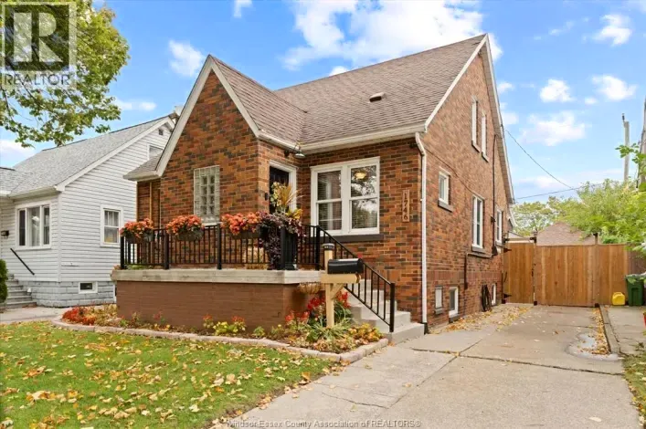 1746 Alexis ROAD, Windsor