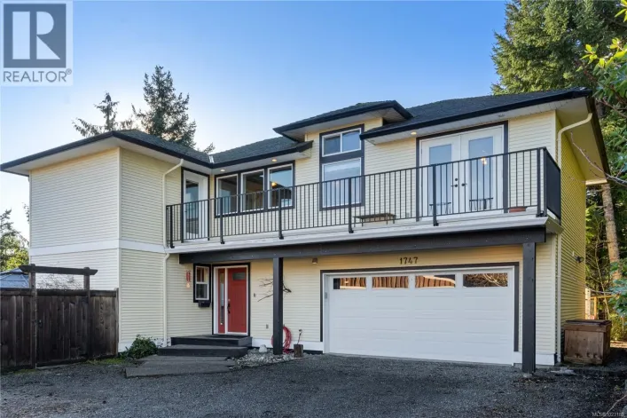 1747 Dar's Pl, Qualicum Beach