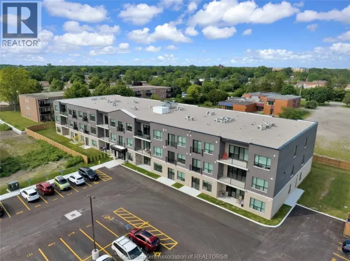 175 Churchill Park ROAD Unit# 307, Chatham