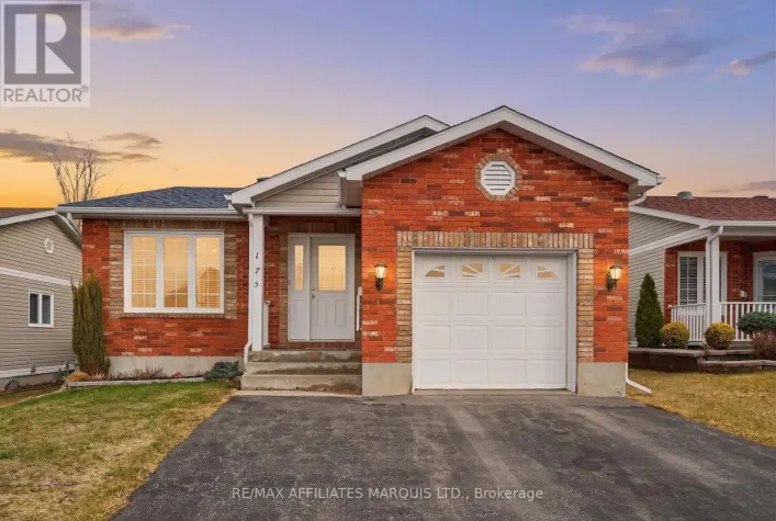 175 HEMLOCK CRESCENT, Cornwall