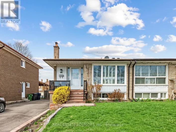 175 LINDYLOU ROAD, Toronto