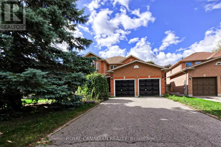 175 RHODES CIRCLE, Newmarket