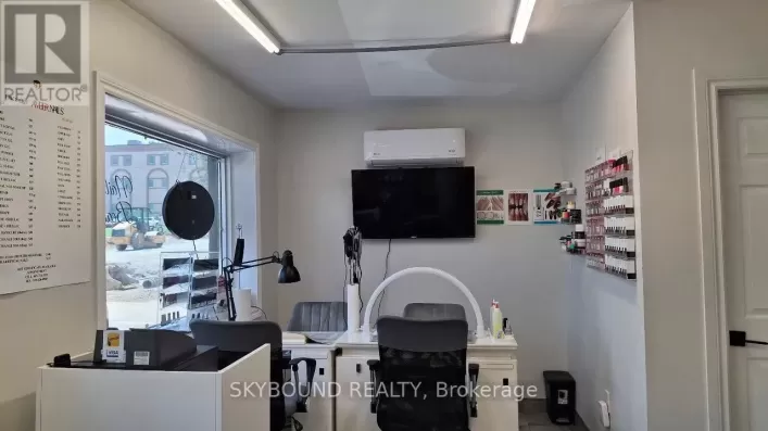 175 WEST STREET, Norfolk