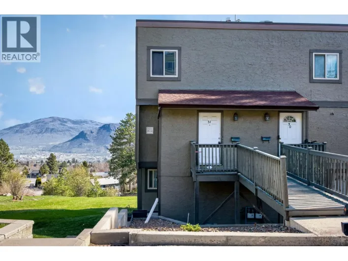 1750 Summit Drive Unit# 31, Kamloops