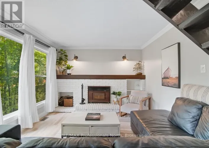 1755 SKYLINE DRIVE, Huntsville