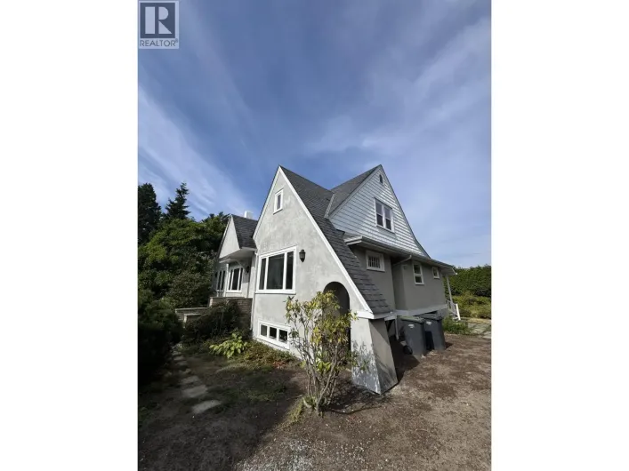 1758B WESTERN PARKWAY, Vancouver
