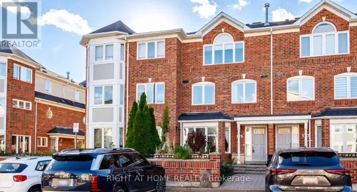 176 - 18 CLARK AVENUE W, Vaughan