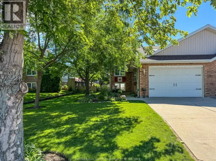 176 BENNIE AVENUE, Leamington