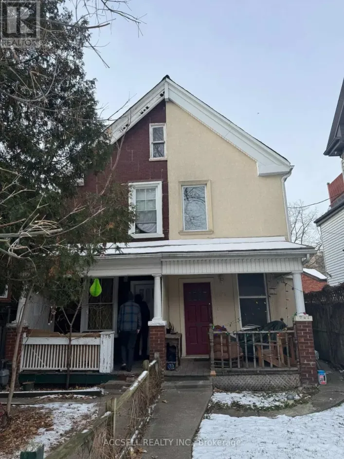 176 BRUNSWICK AVENUE, Toronto