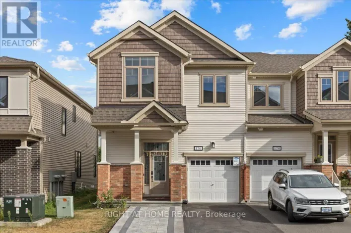 176 HARMATTAN AVENUE, Ottawa