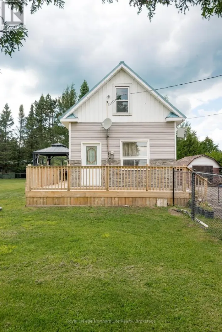 176 MAIN STREET W, Powassan