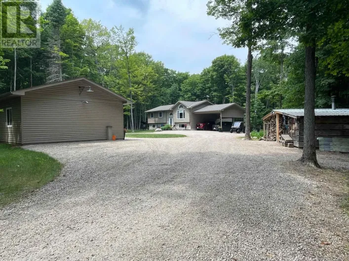 176 SKI HILL ROAD, Powassan