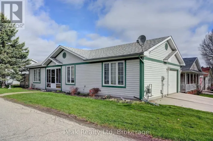 176 WESLEY CRESCENT, Woolwich