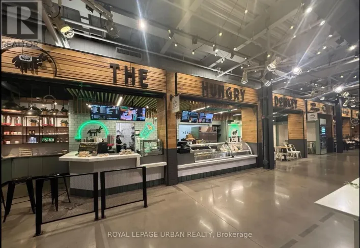 17600 YONGE STREET, Newmarket