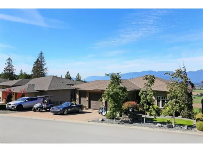 177 51075 FALLS COURT|Eastern Hillsides, Chilliwack