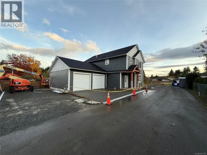 177 Dahl Rd, Campbell River