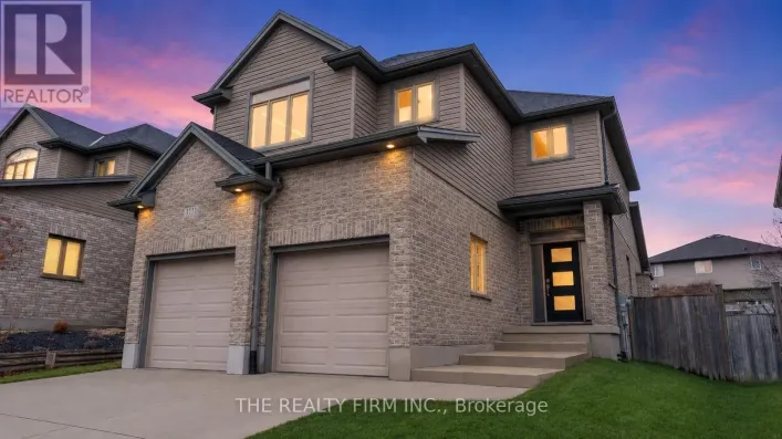 1773 BEAVERBROOK AVENUE, London North
