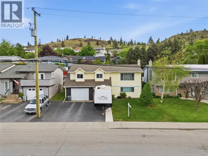 1776 HILLSIDE Drive, Kamloops