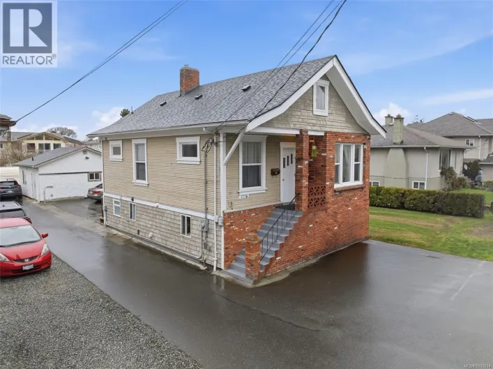 1776 Mckenzie Ave, Saanich