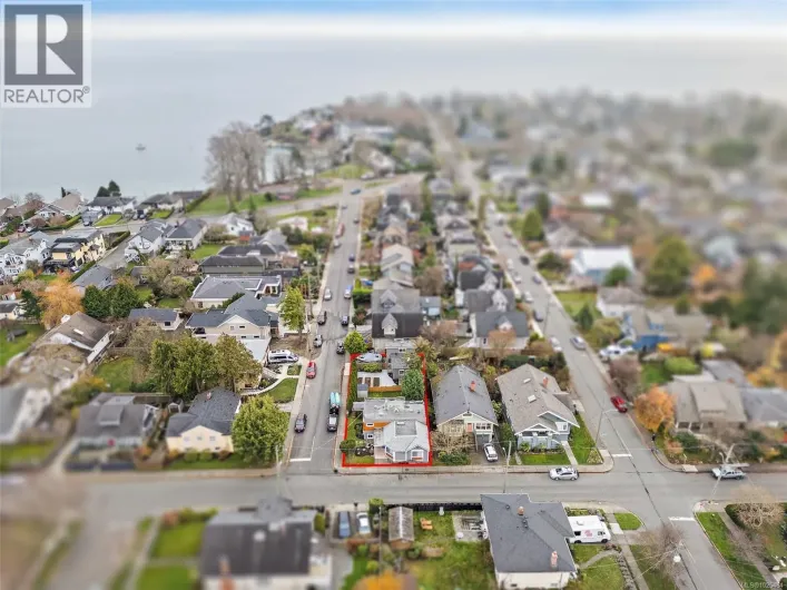 1779 Lillian Rd, Victoria