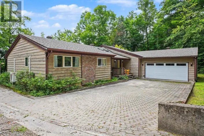 178 BURKE LANE, Tay Valley