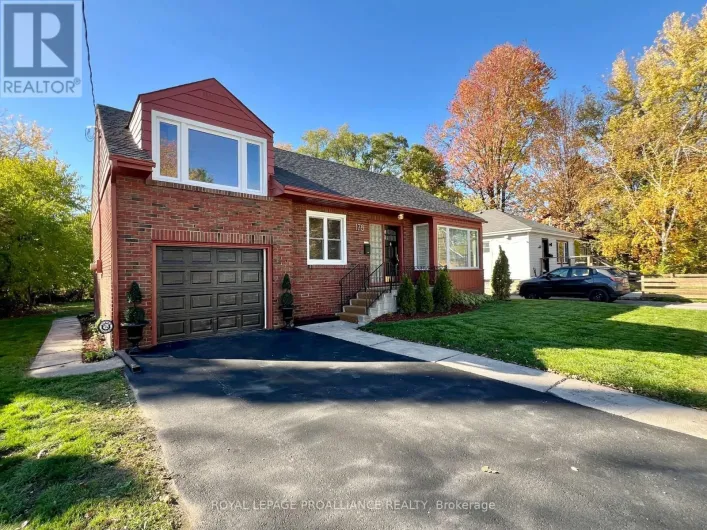 178 BURNHAM STREET, Belleville