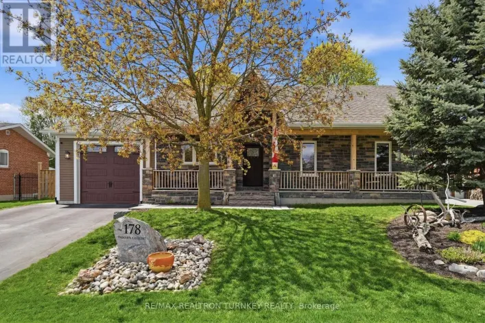 178 PARKVIEW CRESCENT, Newmarket