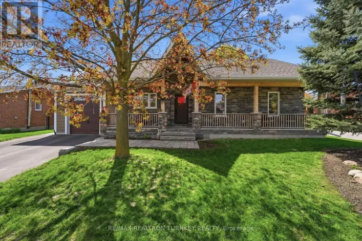 178 PARKVIEW CRESCENT, Newmarket