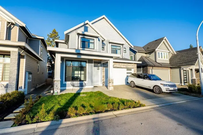17825 BARNSTON DRIVE, Surrey
