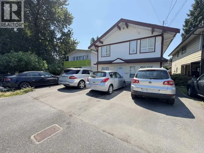 1784 COQUITLAM AVENUE, Port Coquitlam