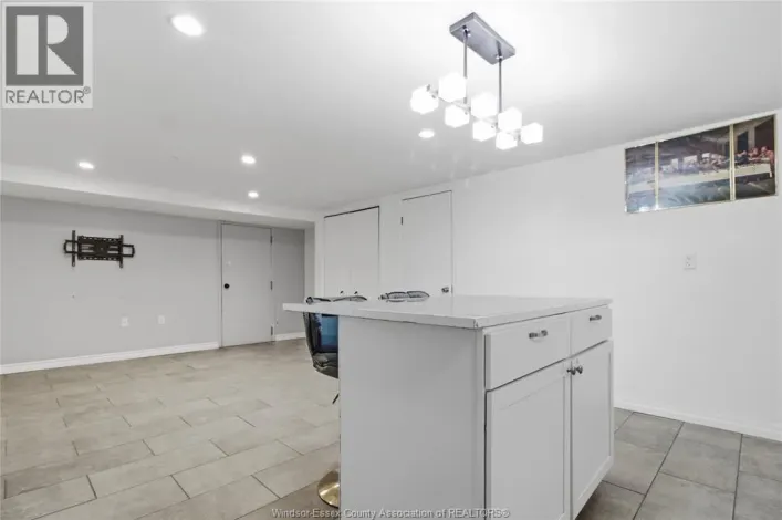 1784 PARTINGTON Unit# LOWER, Windsor