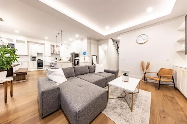 17849 E BARNSTON DRIVE, Surrey
