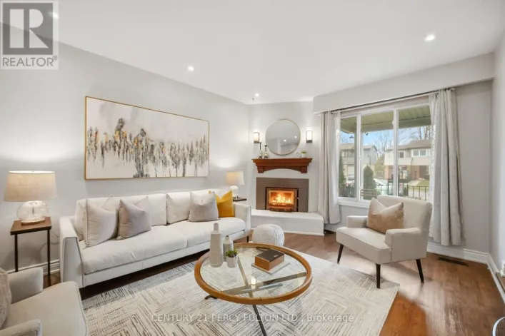 1786 LISTOWELL CRESCENT, Pickering