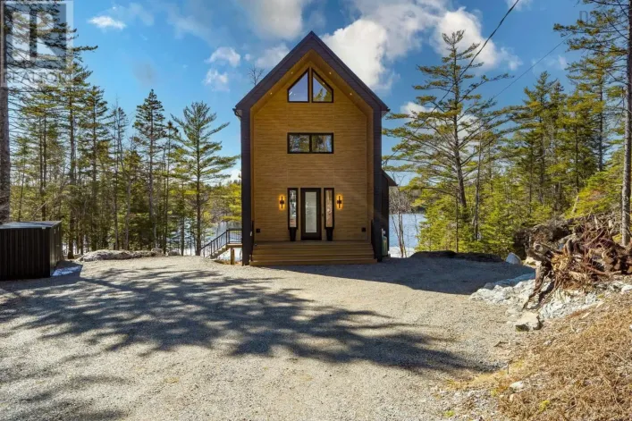 179 Meek Arm Trail, East Uniacke