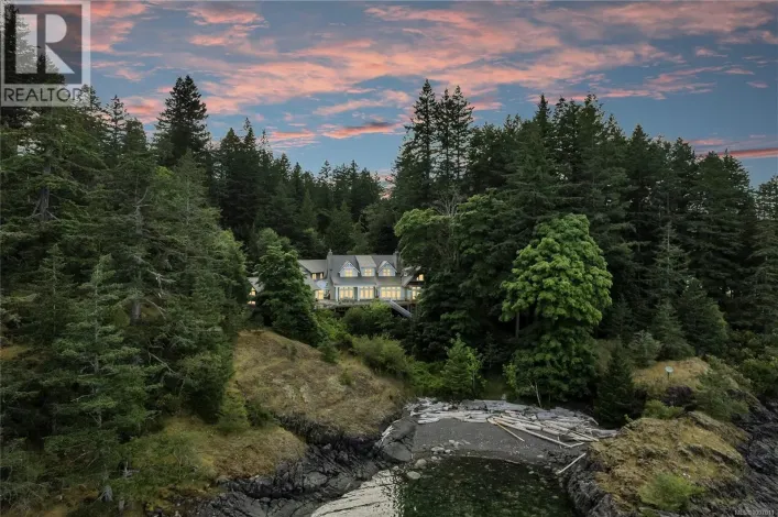 1790 Hyacinthe Bay Rd, Quadra Island