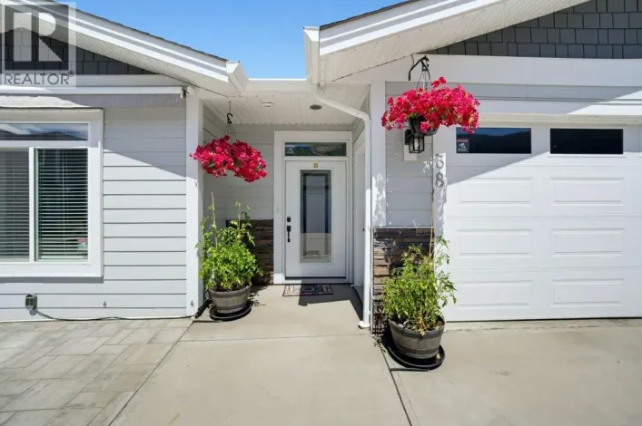 1791 10 Street SW Unit# 38, Salmon Arm
