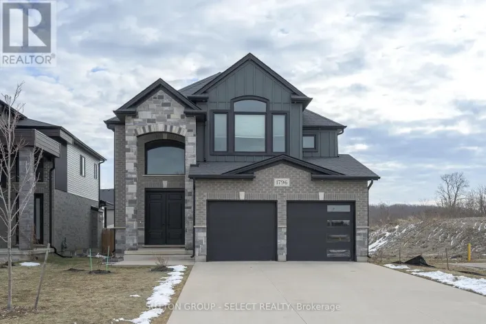 1796 BRAYFORD AVENUE, London South