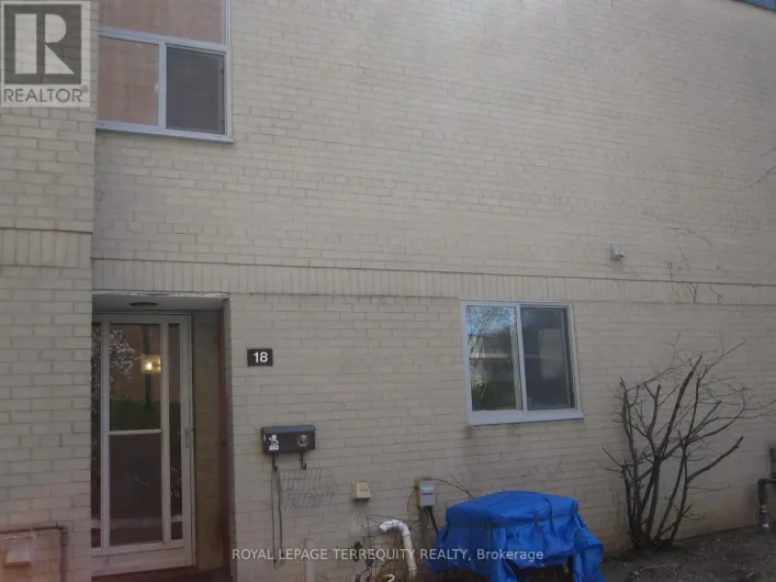 18 - 11 FOUR WINDS DRIVE, Toronto