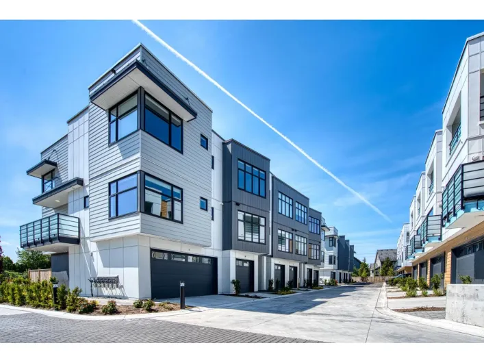 18 177 175A STREET, Surrey