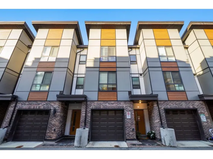 18 19789 55 AVENUE, Langley