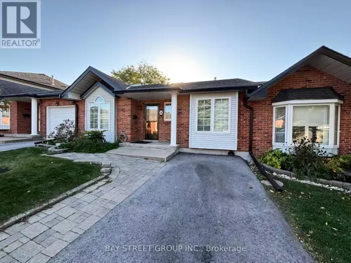 18 - 20 MEADOWLANDS BOULEVARD, Hamilton