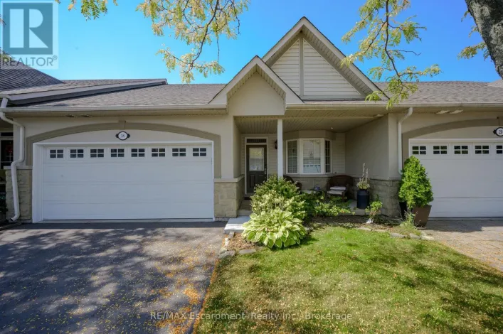 18 - 212 STONEHENGE DRIVE, Hamilton