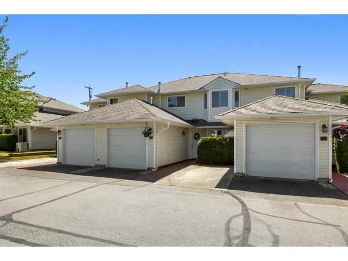 18 21928 48 AVENUE, Langley