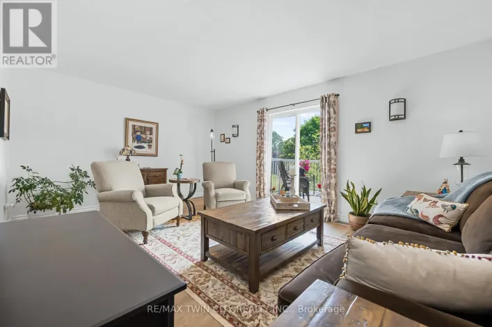 18 - 301 CARLOW ROAD, Central Elgin