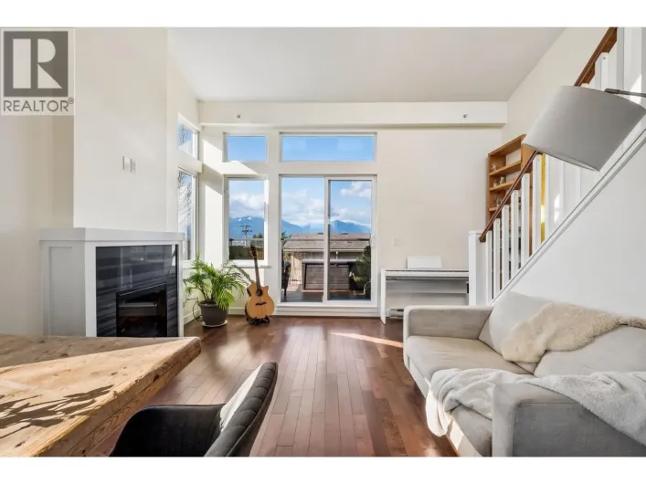 18 3788 LAUREL STREET, Burnaby